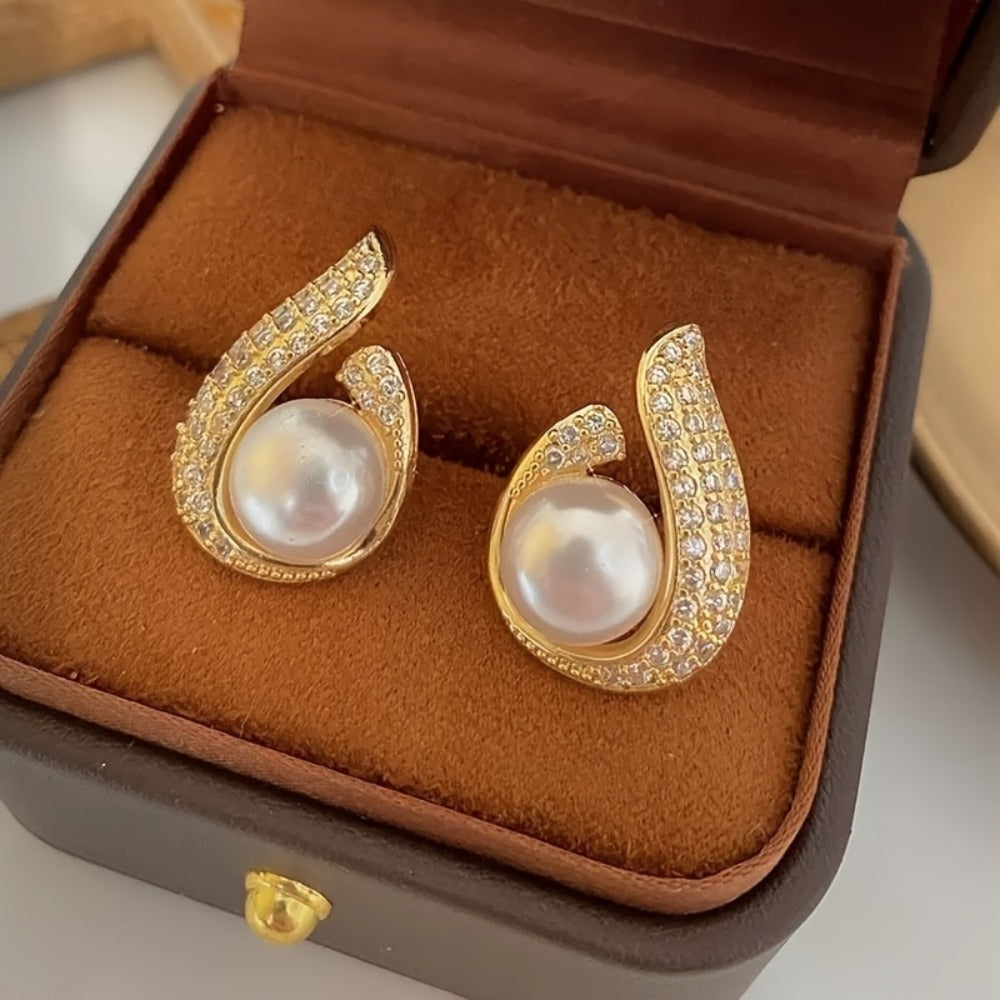 Elegant Sparkling Pearl Earrings | 18K Gold