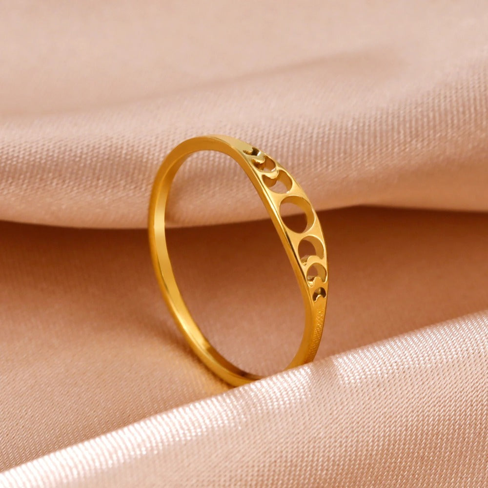 Skyrim Moon Phase Ring | 18K Gold